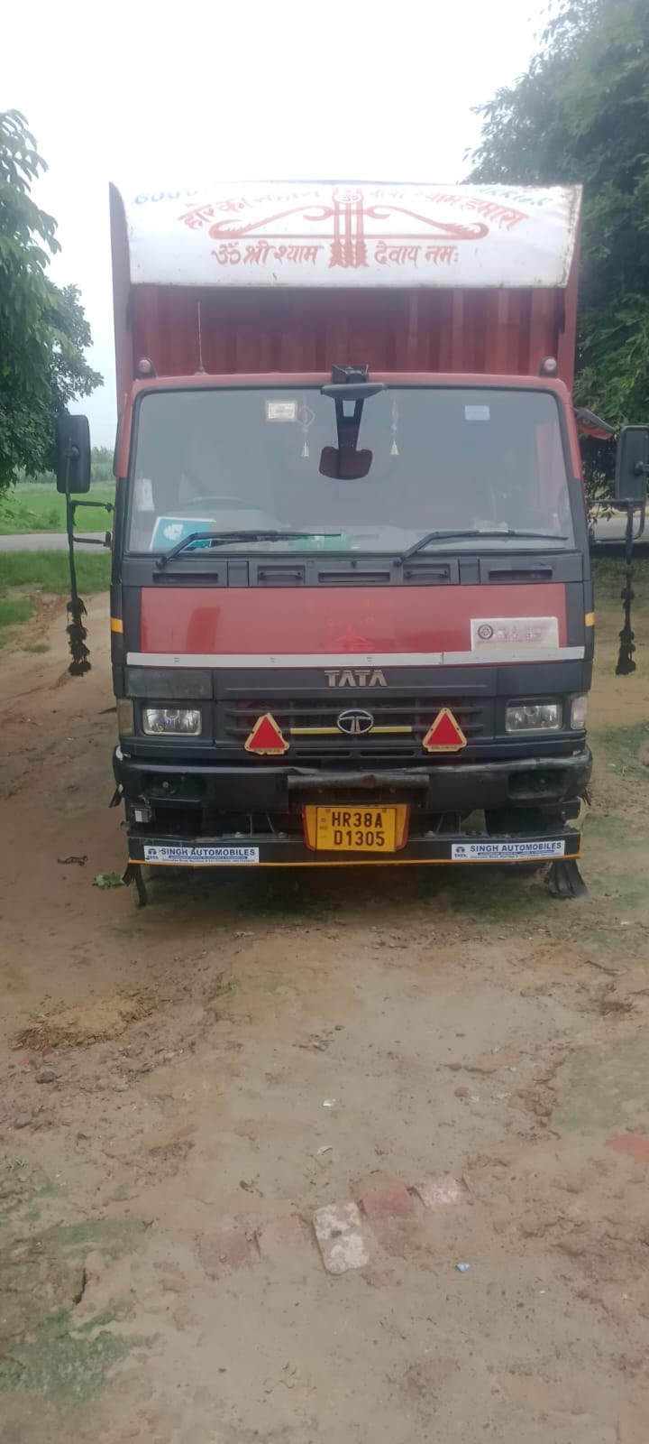 VB Logistics Truck